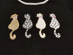 Discount boutique Söpö kissateemainen neule