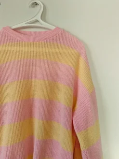 New Söpö raidallinen neule koko S