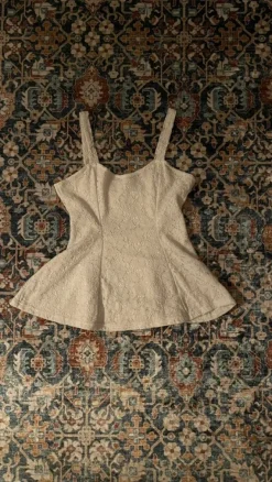 Discount Söpö toppi