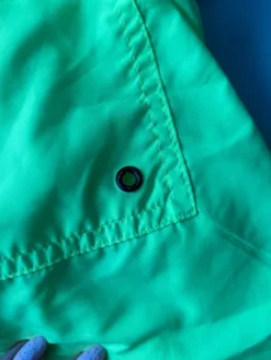 Sale Bershka Spodenki kąpielowe