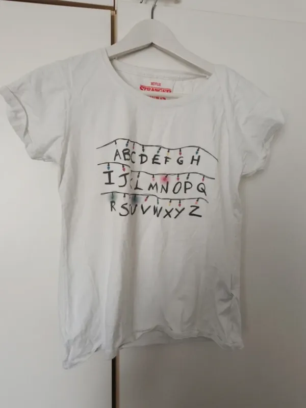 Best Stranger Things t-paita