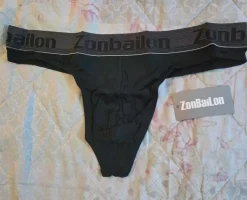 Online zonbailon Stringi męskie rozmiar M - 3 pak