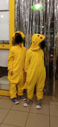 Discount Pokémon Strój karnawałowy Pikachu kugurami 6-7lat