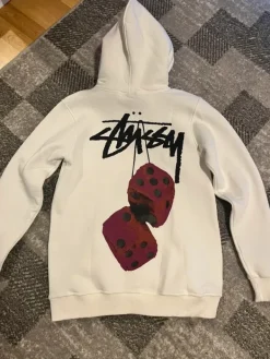 Hot Stüssy huppari