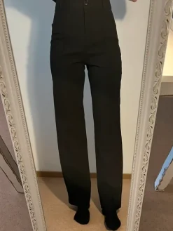 Hot Amisu Suorat housut