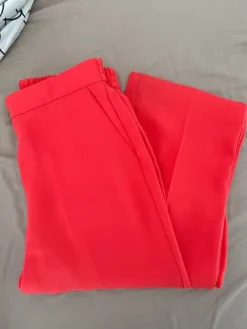 Online Mango suorat housut