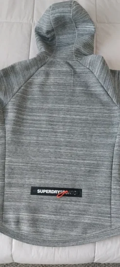 Online Superdry Sport -huppari