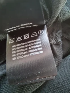 Svart jumpsuit från mbyM