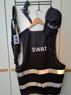 Best SWAT Naamiaissetti