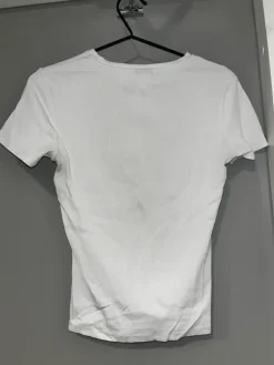 Discount Gina Tricot T paita