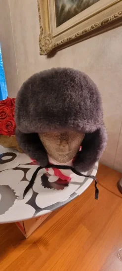 Outlet ei tiedossa Tekokarvahattu