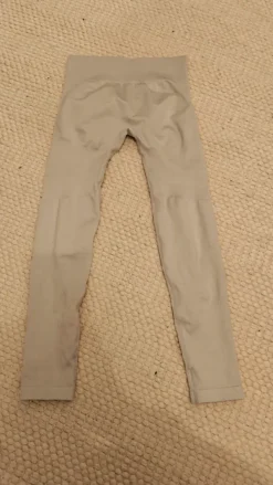 Clearance Thrivin legginsit