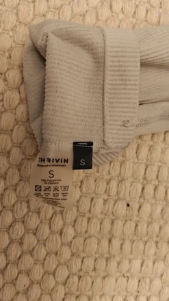 Clearance Thrivin legginsit