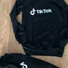 Outlet tik tok tracksuit# uusi tracksuit 170cm (miesten XS, katso mitat)