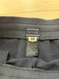 Sale Tommy Hilfiger college shortsit