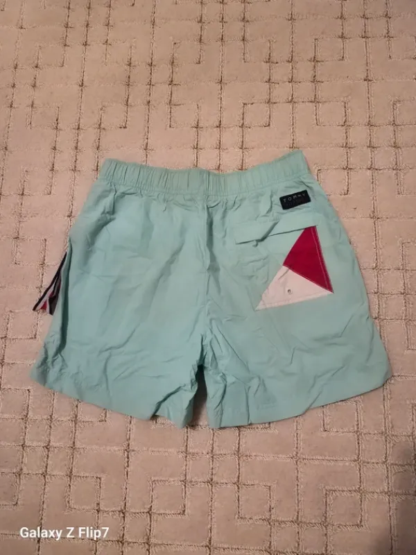Sale Tommy Hilfiger uimashortsit koko M