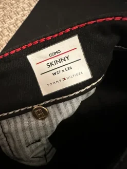 Tommy Hilfiger in housut