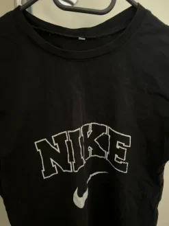Sale Nike t-paita