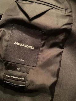 Best Jack & Jones Tummanharma puku 48