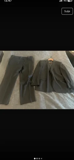 New Dressmann Tummanharmaa puku 56