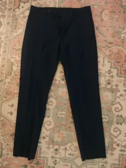 Outlet Dressmann Tummansininen puku (takki+housut)