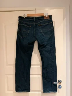 New Lee tummansiniset farkut