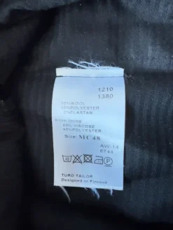 Online Turo Tailor puvun housut