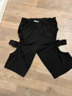 Clearance Twerk shorts M/L
