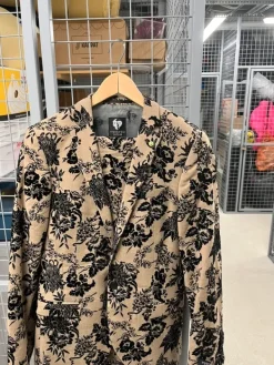 Hot Twisted tailor Puku