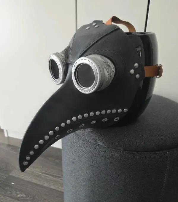 Sale Užgavėnių kaukė