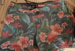 Online H&M Uimashortsit