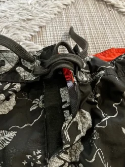 Discount H&M Uimashortsit