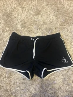 Outlet Calvin Klein Uimashortsit