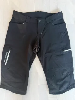 Discount Peak Performance Ulkoilushortsit,