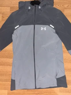 Outlet Under Armour hoodie