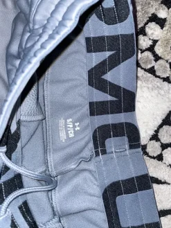 New Under Armour housut