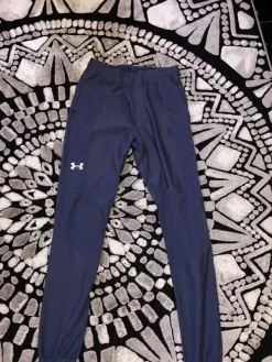 Hot Under Armour housut