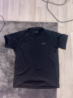 Best Under Armour paita