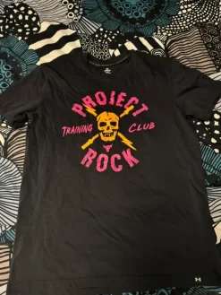 Clearance UnderAmour treenipaita