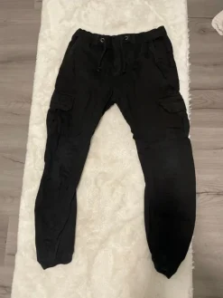 Online Urban classics reisitaskuhousut