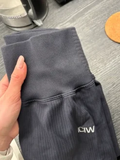 Hot ICIW Urheiluhousut