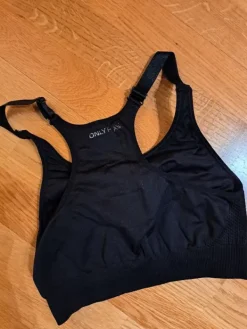 Discount urheiluliivit