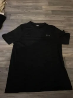 Discount Under Armour Urheilupaita