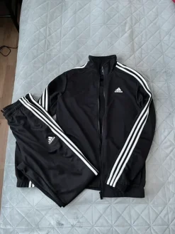 Best adidas urheilupuku