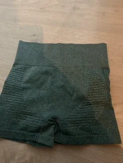 Clearance Urheilushortsit