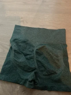 Clearance Urheilushortsit