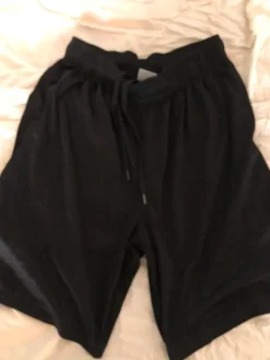 Outlet Urheilushortsit