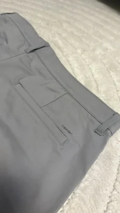 Calvin Klein Uudet shortsit, koko 33