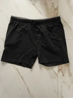 New Reserved Uudet collegeshortsit