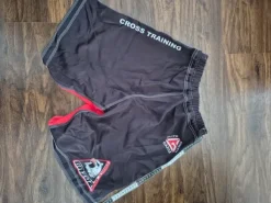 gazoz One Uudet käyttämättömät shortsit koko M